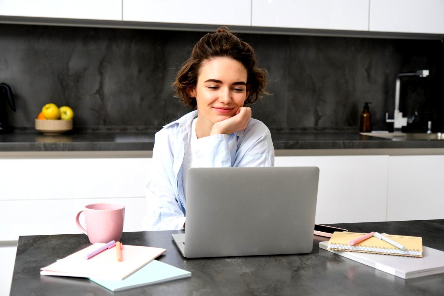 Documentation methodology workflow demonstrating structured approach to bug tracking and resolution